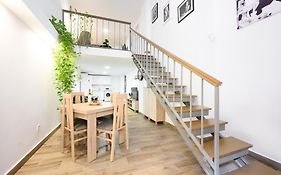Nomad Urban Duplex
